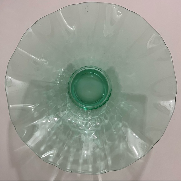 VTG Depression Uranium Vaseline Glass Fluted Ruffled Rim Centerpiece 13"x13"x4" - Picture 3 of 10